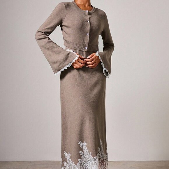 Elegant Women's Sleeveless Lace Trim Dress with Cardigan Set - Picture 6 of 14